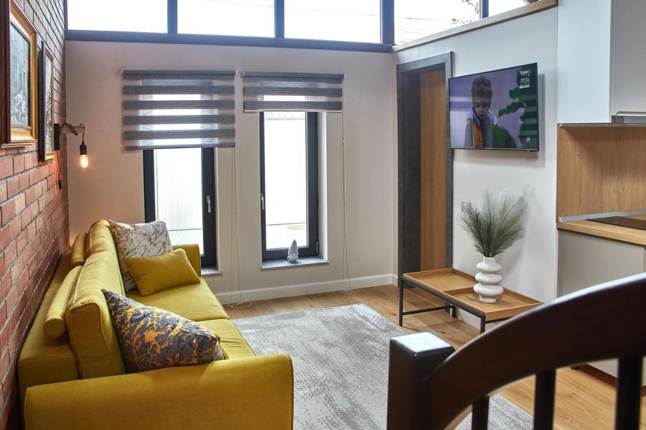 Apartament City La Casa Piano House ,Cu Parcare Gyulafehérvár Kültér fotó